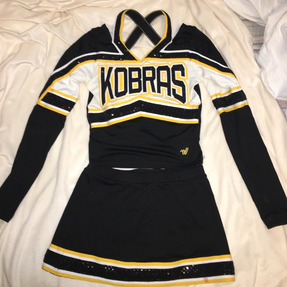 Kobras varsity cheer uniform